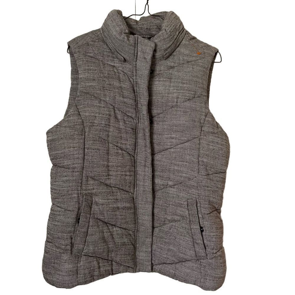 GAP VEST